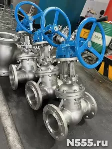 Задвижка клиновая фланцевая нержавеющая ру40 ду150 с редукто