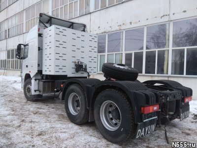 Седельный тягач Dayun Truck, CNG, 6х4, 400 л.с., Euro V фото 1